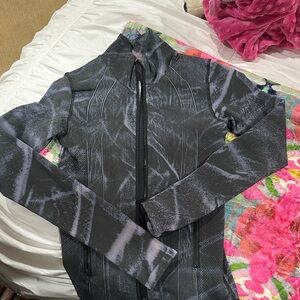 lululemon athletica Black and Gray define Jacket